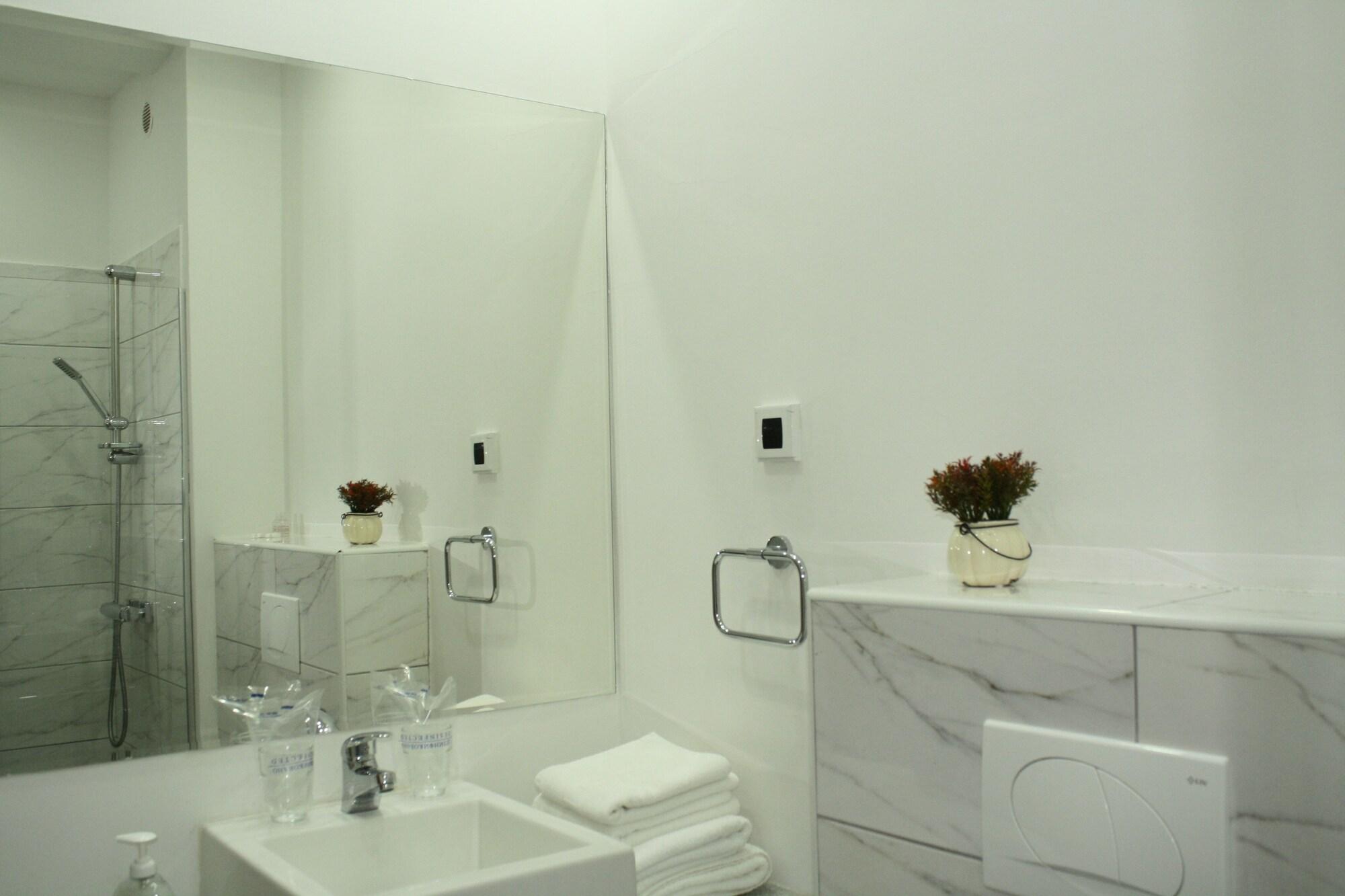 Hotel Danica Petrovac Kültér fotó