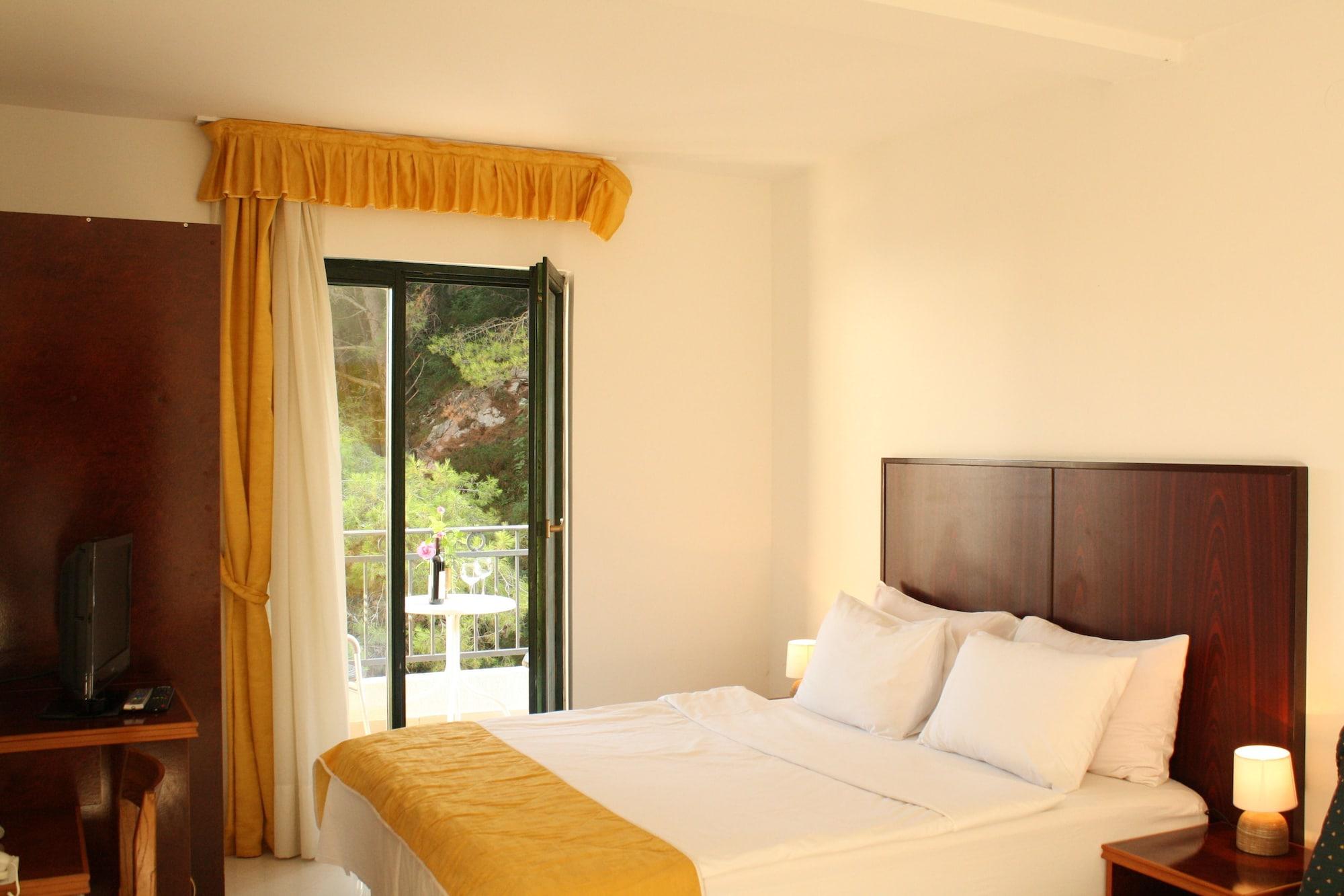 Hotel Danica Petrovac Kültér fotó