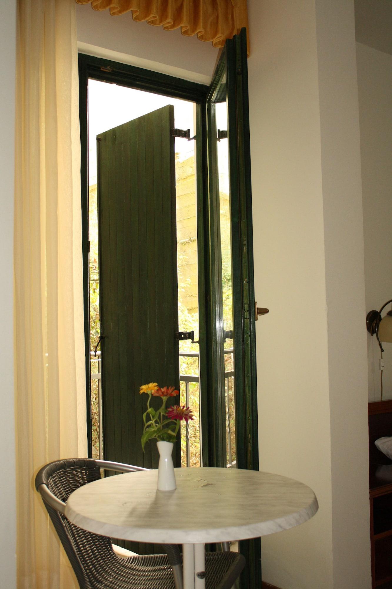 Hotel Danica Petrovac Kültér fotó