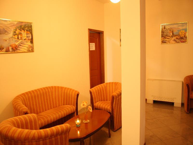 Hotel Danica Petrovac Kültér fotó
