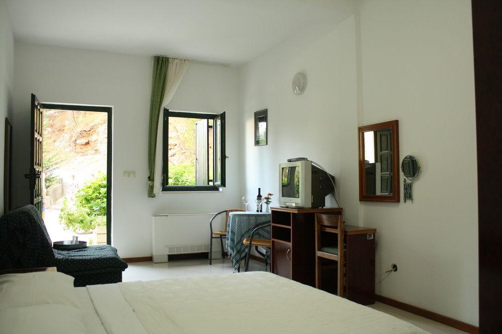 Hotel Danica Petrovac Kültér fotó