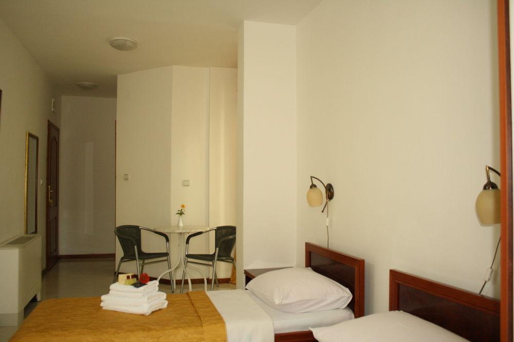 Hotel Danica Petrovac Kültér fotó