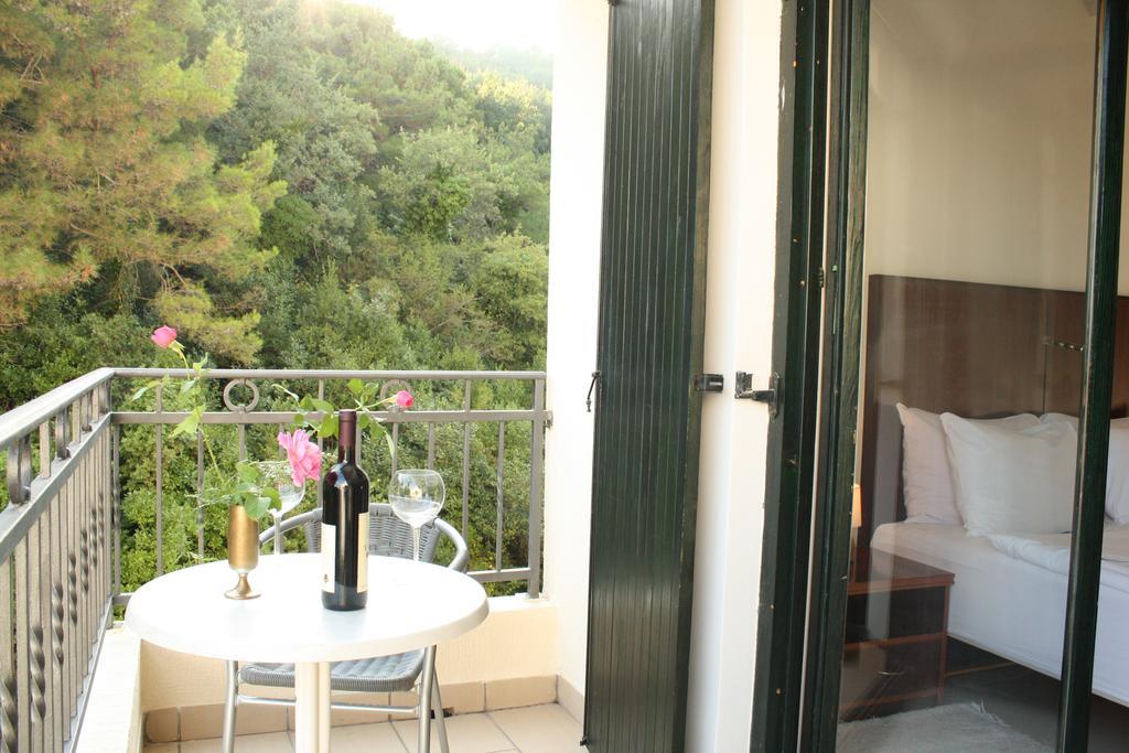 Hotel Danica Petrovac Kültér fotó